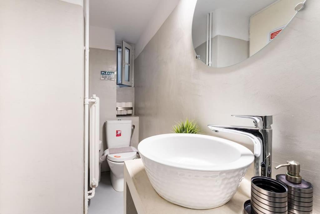 Downtown Cute Apt In The Heart Of Plaka Athen Exterior foto